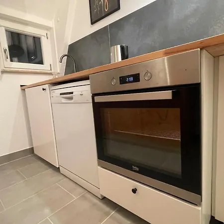 Giebelglueck - 3 Zimmer, Direkt An Der Uniklinik, 2 Schlafzimmer, 4 Gaeste, Wlan *