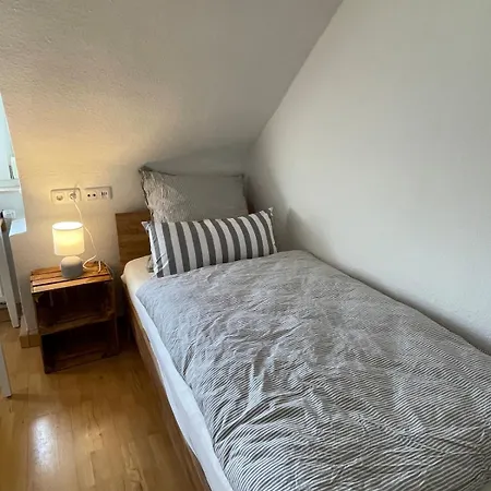 Giebelglueck - 3 Zimmer, Direkt An Der Uniklinik, 2 Schlafzimmer, 4 Gaeste, Wlan